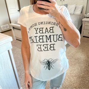 Bloom Maternity White Short Sleeve Bumblebee Tee Size Small